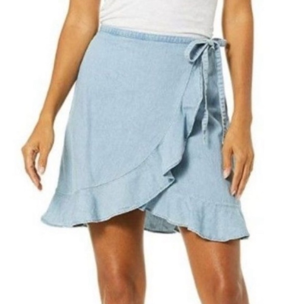 J.Crew Mercantile Skirt Chambray Ruffle Wrap
Mini Denim